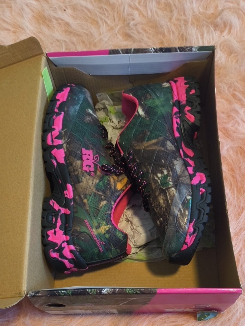 Realtree Girl Camo Shoe in Hot Pink &  Green
